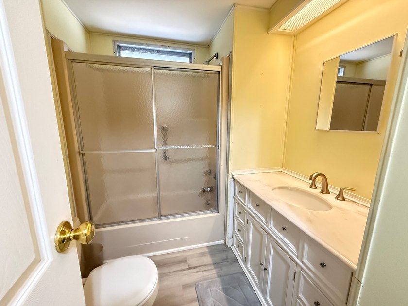 Located in Old Bridge Village, a vibrant, gated, 55+ boating - photo 8