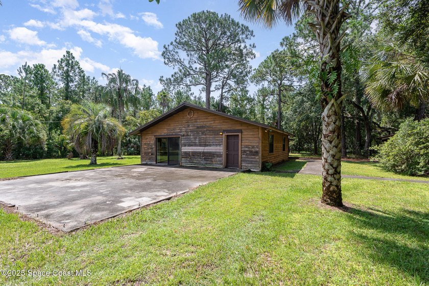 Welcome to your private slice of country paradise. Nestled on 39 - photo 8