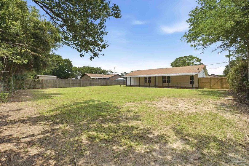 Welcome to this beautifully remodeled, turn-key home in - photo 35