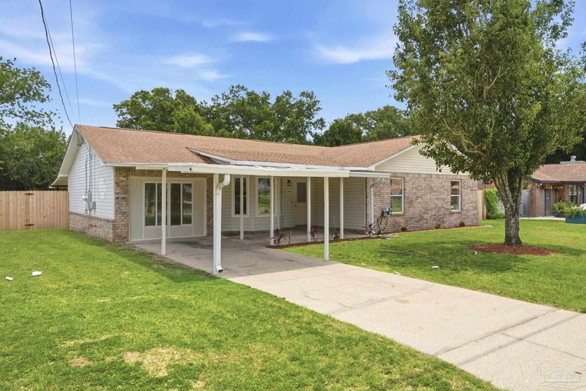 Welcome to this beautifully remodeled, turn-key home in - photo 38