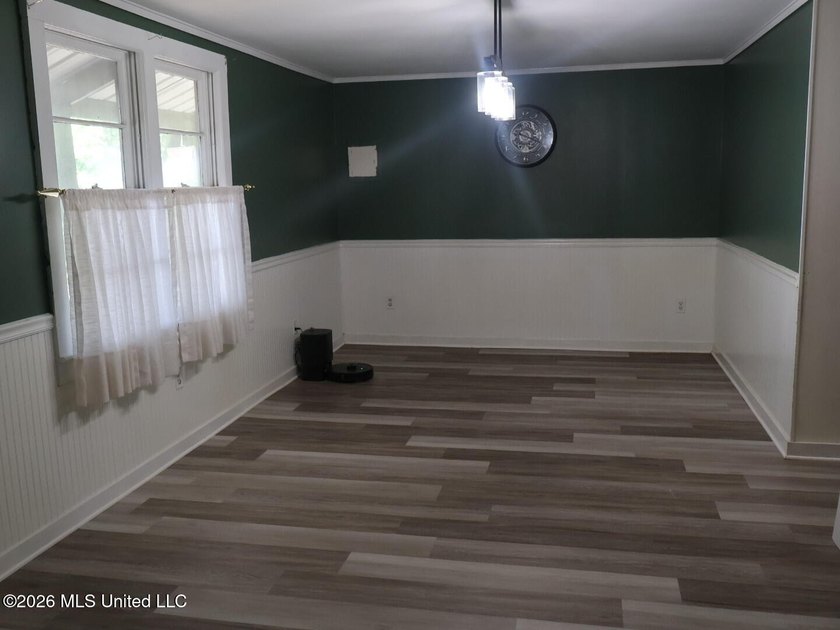 Priced to sell! As -is! $129.900 Just 4 blocks from the beach - photo 4