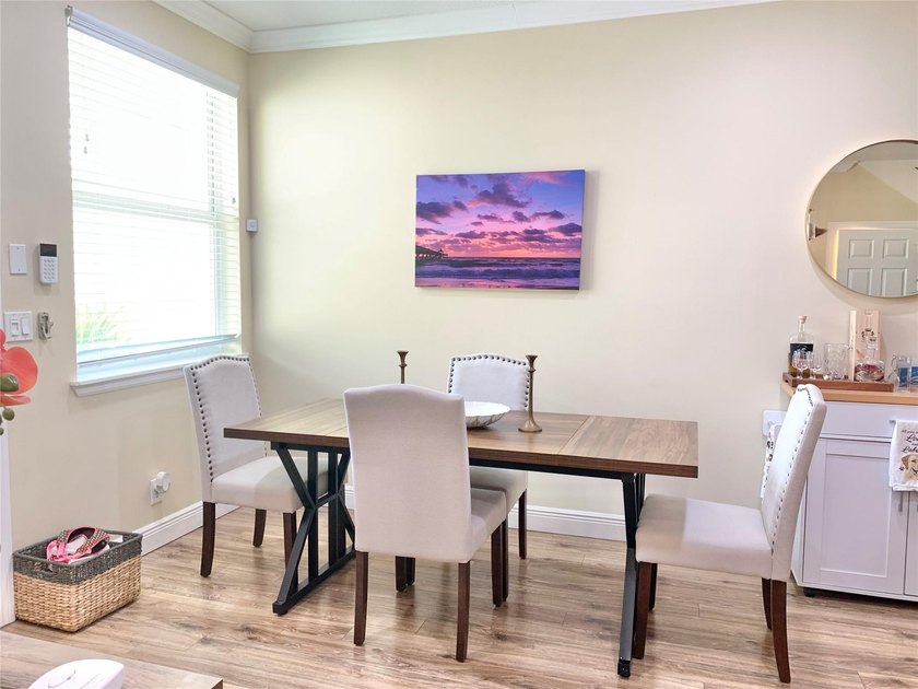 Located in an upscale, relaxed, coastal beach town of East - photo 6
