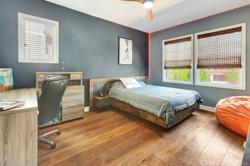 LOCATION! LOCATION! This Gorgeous Home Is Located On A Premier - photo 35