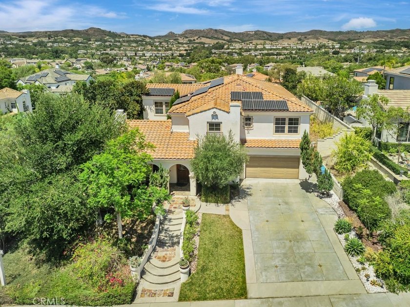 LOCATION! LOCATION! This Gorgeous Home Is Located On A Premier - photo 48
