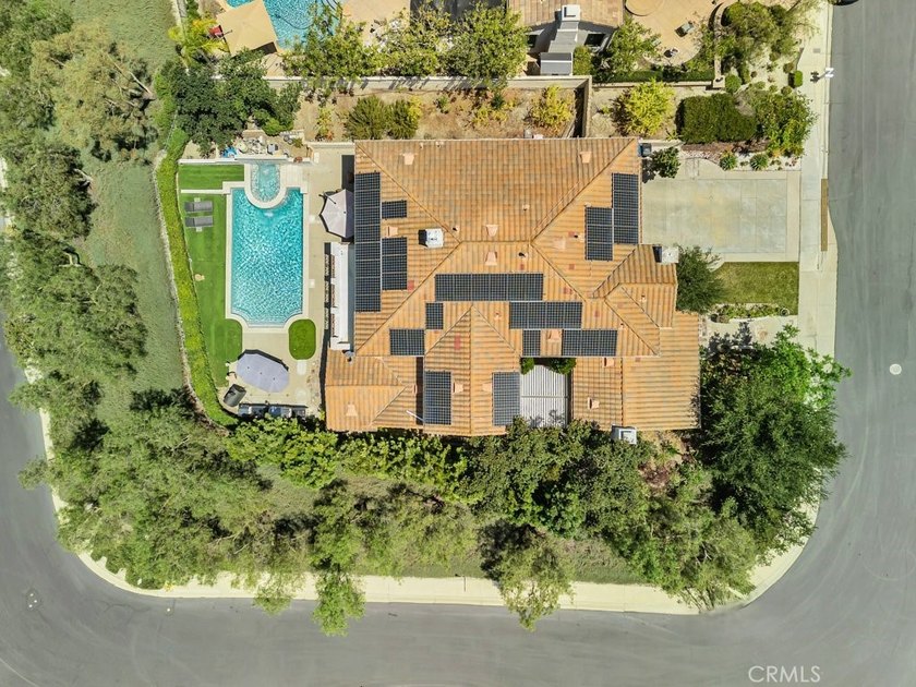 LOCATION! LOCATION! This Gorgeous Home Is Located On A Premier - photo 50