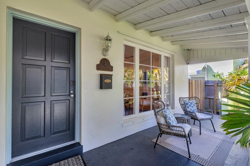 Historic charm meets modern luxury in this beautifully updated 3 - photo 2