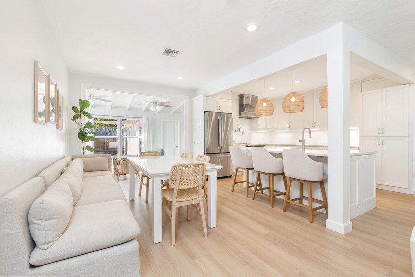 Historic charm meets modern luxury in this beautifully updated 3 - photo 7