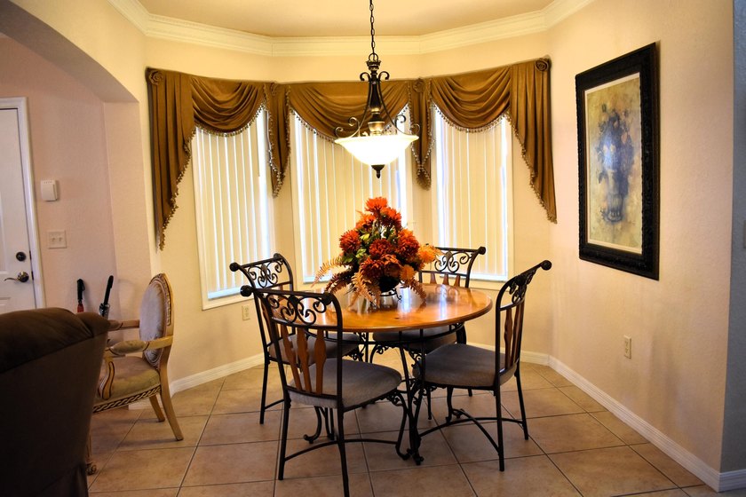 Great 3 Bedroom Corner Unit with 2 Car Garage at The Belmont! - photo 9