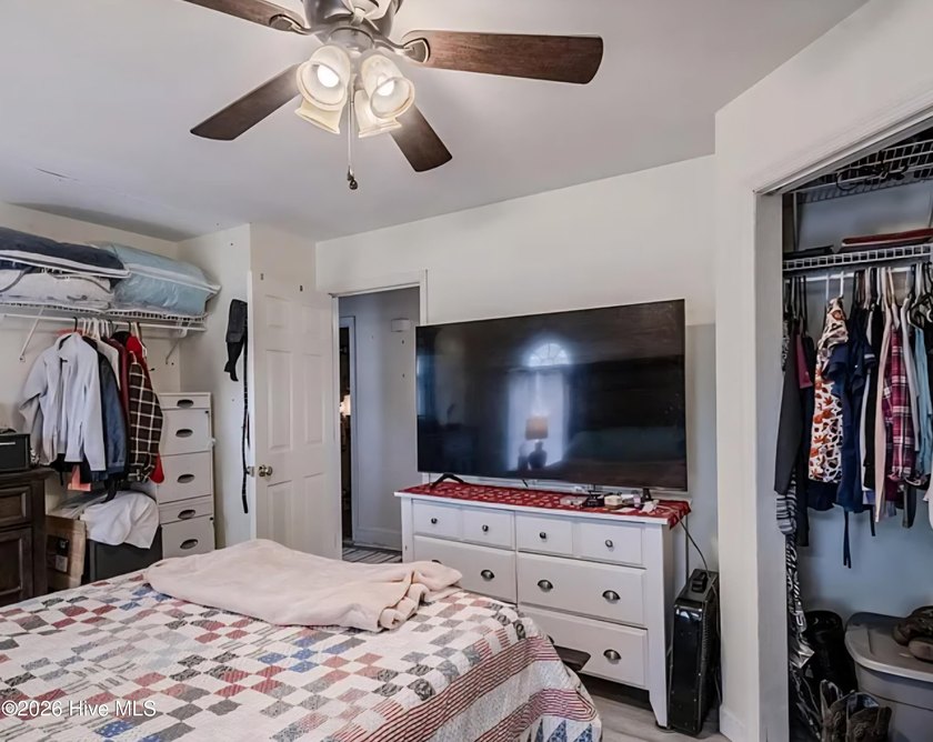 Sunset Park | 3BR | No HOA | One Level | Workshop | Large Fenced - photo 13