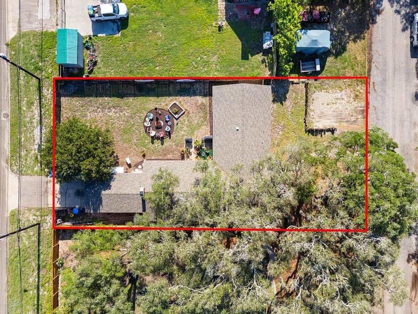 Location, space, and lifestyle - this Rockport gem delivers all - photo 45