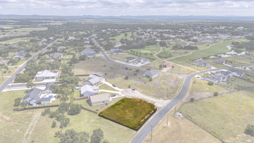Hill Country Corner Lot near Golf Course - photo 9