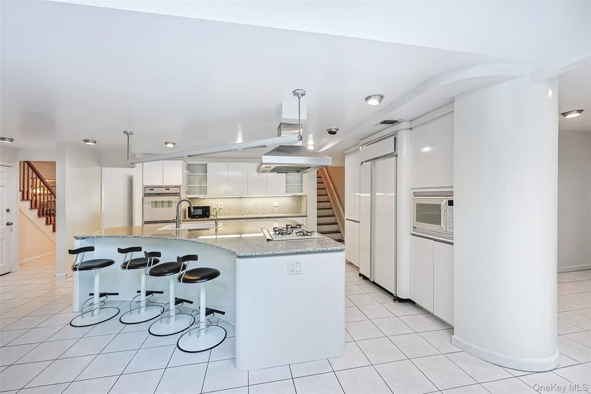 Located in the highly desirable Village of Lake Success, this - photo 13