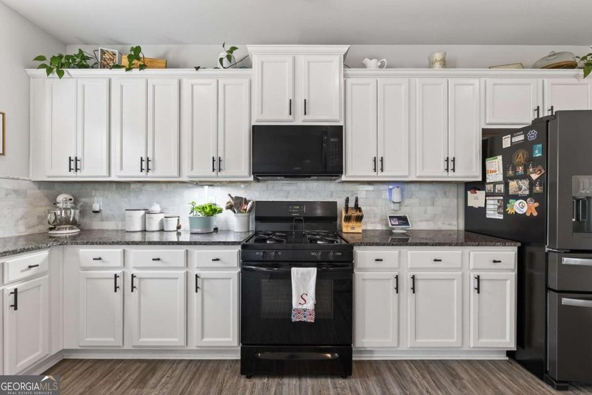 Welcome to 266 Shoals Bridge Road in the highly sought-after - photo 15