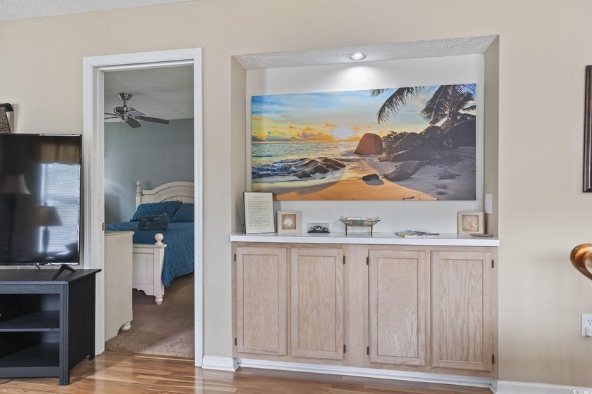 This captivating 3rd floor end unit features 2 bedrooms and 2 - photo 17