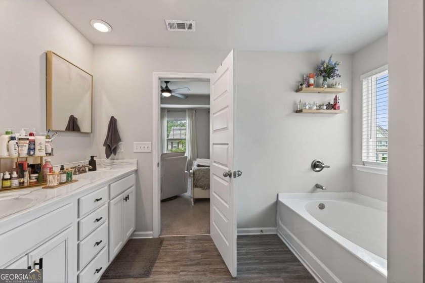 Welcome to 266 Shoals Bridge Road in the highly sought-after - photo 25