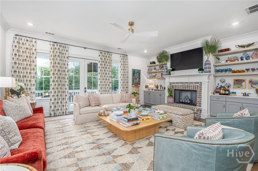 Welcome to this exceptional newer construction 4-bedroom, 5 - photo 9