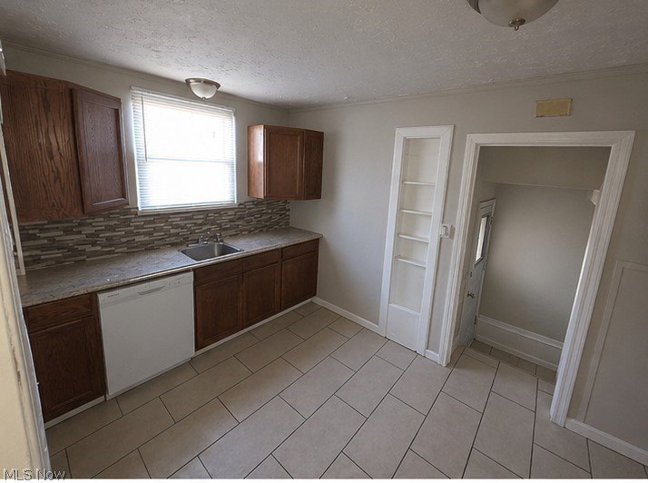 This charming, well-maintained single-family home in Euclid - photo 12