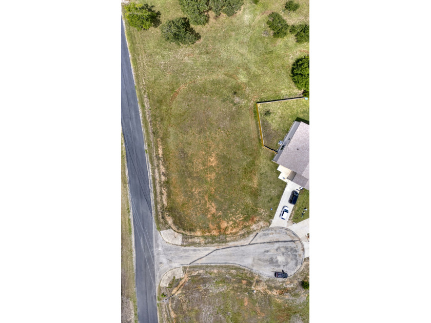 Hill Country Corner Lot near Golf Course - photo 7