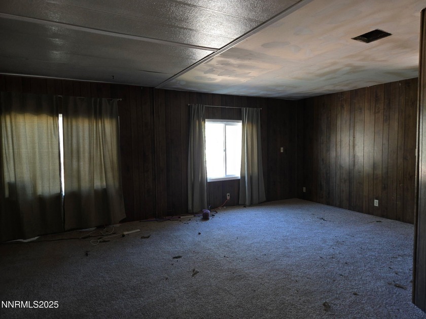 Enjoy the peace and quiet of Topaz Ranch Estate living. This - photo 10