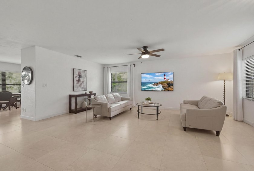 Welcome Home to your Immaculate Waterfront Corner Townhouse - photo 5