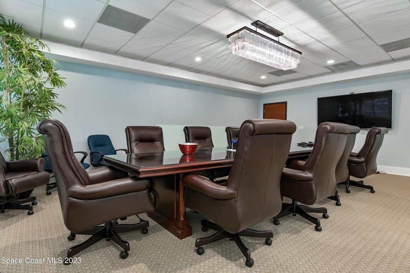 Here is an excellent opportunity to acquire a well-maintained 20 - photo 13