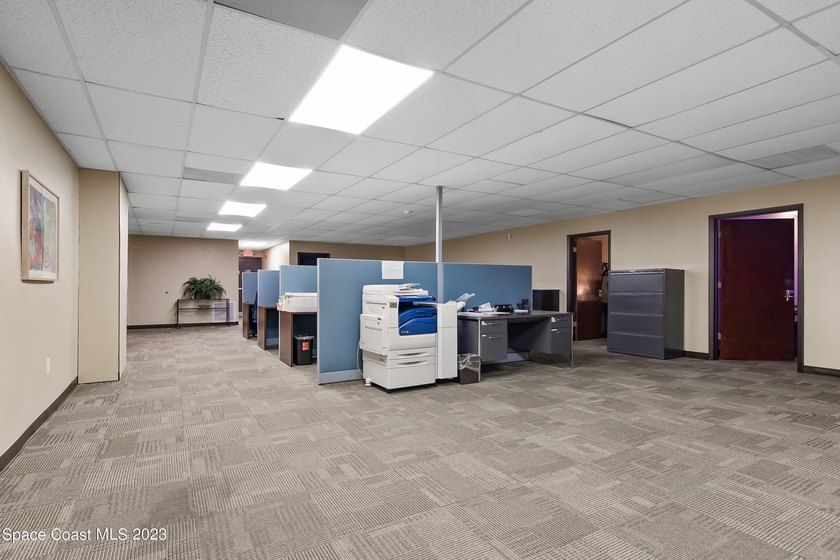Here is an excellent opportunity to acquire a well-maintained 20 - photo 19