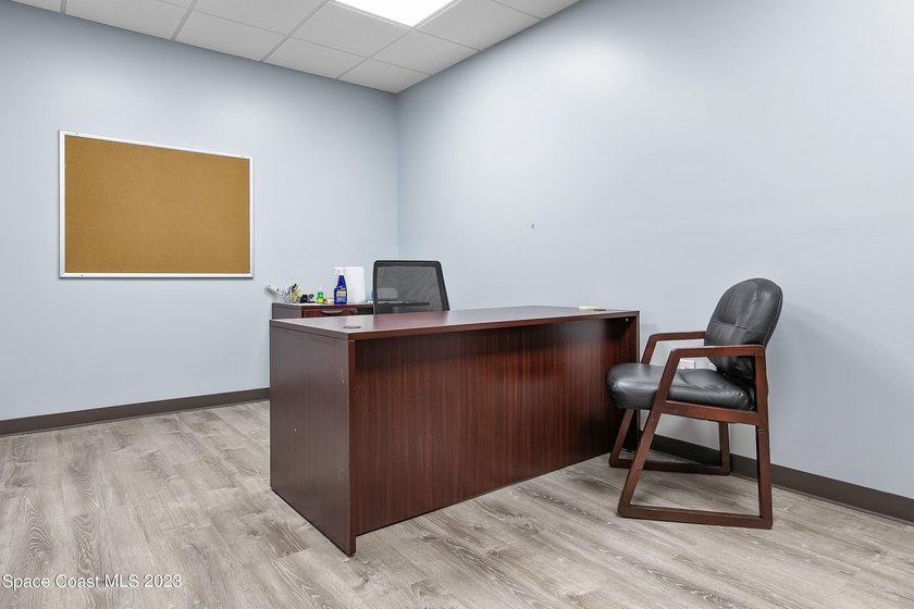 Here is an excellent opportunity to acquire a well-maintained 20 - photo 22