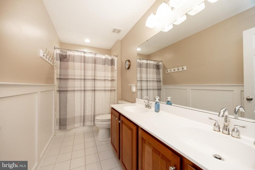 Available immediately! 1538 Tattersall Way is resplendent with - photo 35