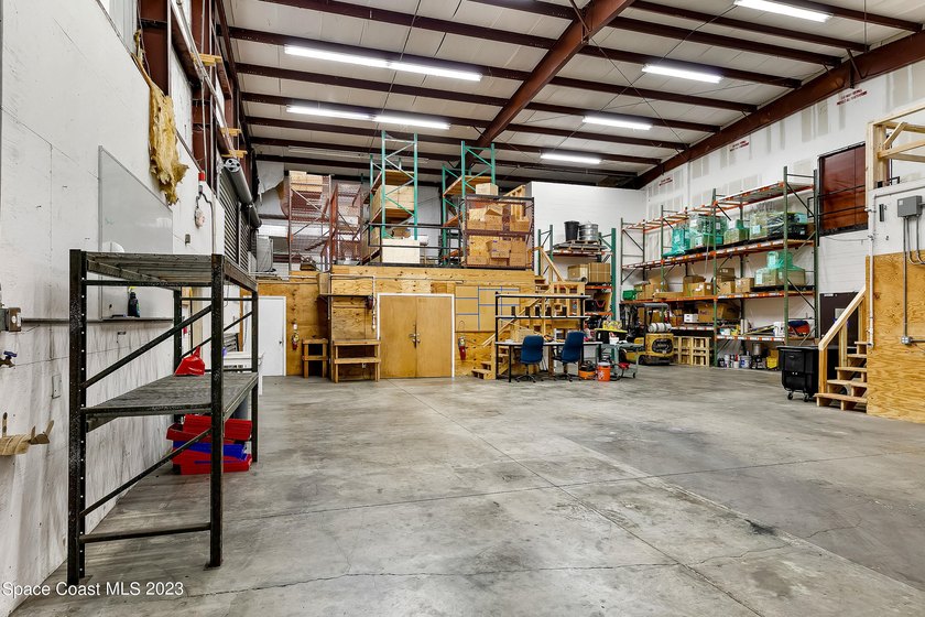 Here is an excellent opportunity to acquire a well-maintained 20 - photo 35