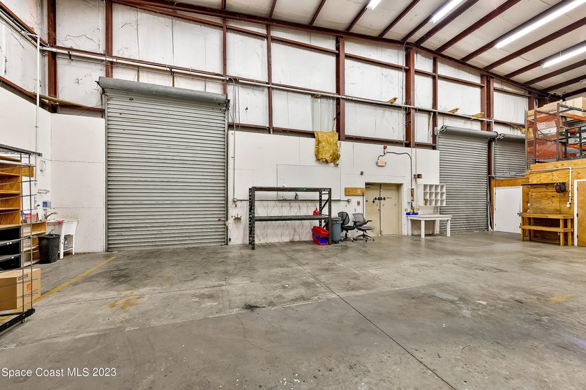 Here is an excellent opportunity to acquire a well-maintained 20 - photo 39