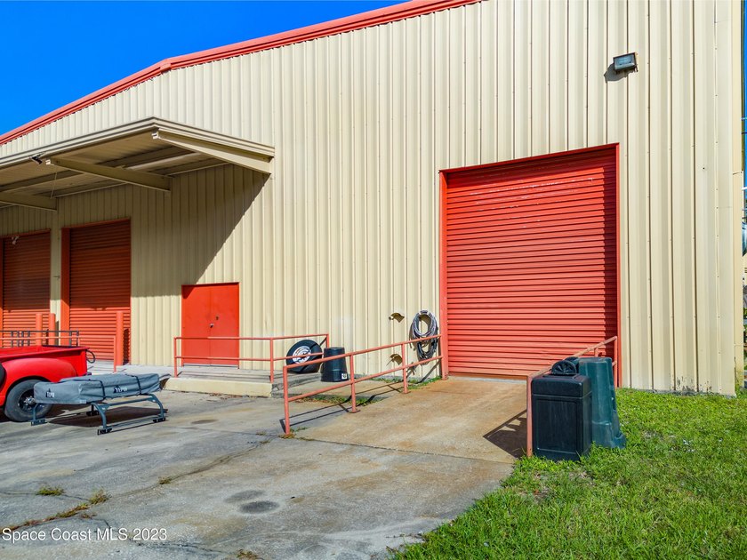 Here is an excellent opportunity to acquire a well-maintained 20 - photo 44