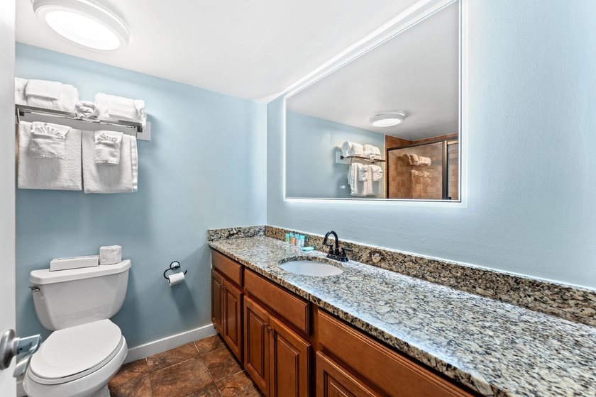 This oceanfront, fully furnished condo is located on the 7th - photo 13
