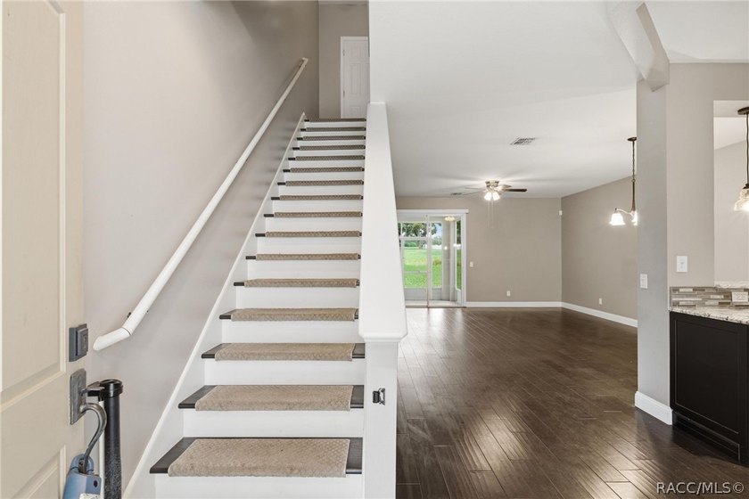 Welcome to maintenance-free living in one of Citrus County's - photo 14