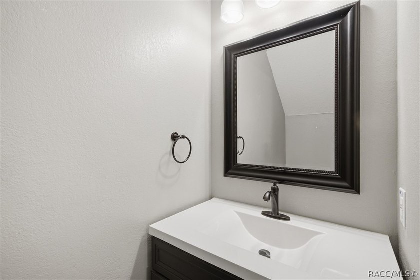Welcome to maintenance-free living in one of Citrus County's - photo 23