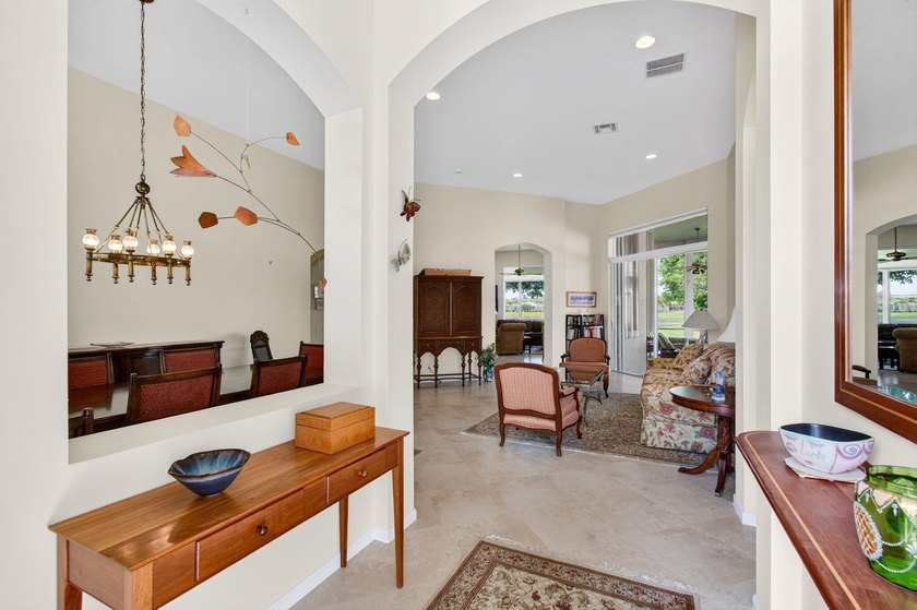 Welcome to this charming 3-bedroom, 2.5-bathroom single-story - photo 5