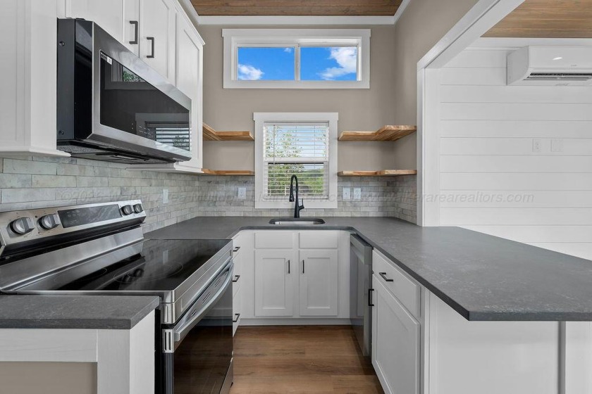 Welcome to The Cottages at Smith Lake - A Luxury Tiny Home - photo 7