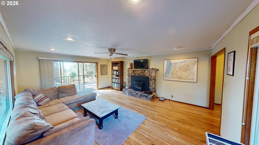 Beautiful Classic Ranch on 1.09 Private Acres - Timeless - photo 14