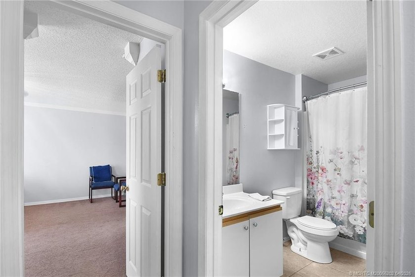 Welcome to this 2002 year built home offering 4 bedrooms and 2.5 - photo 19