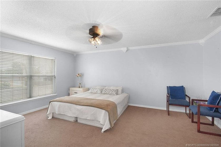Welcome to this 2002 year built home offering 4 bedrooms and 2.5 - photo 21