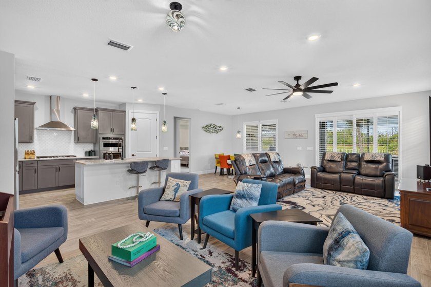 Better Than New! Welcome to this exceptional 4-bedroom Mystique - photo 8