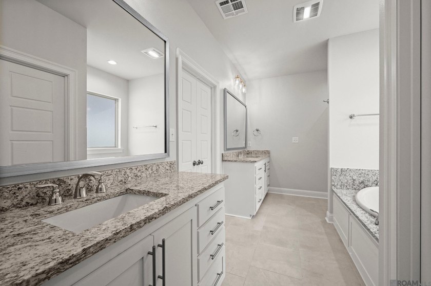 Charming *Duplessis* floor plan by Level Homes, underway in - photo 29