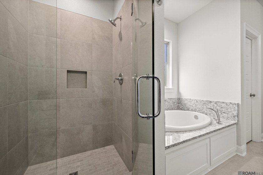 Charming *Duplessis* floor plan by Level Homes, underway in - photo 30