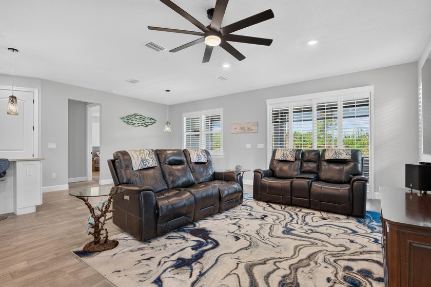 Better Than New! Welcome to this exceptional 4-bedroom Mystique - photo 10