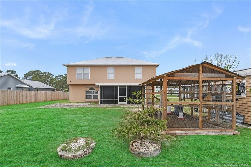 Welcome to this 2002 year built home offering 4 bedrooms and 2.5 - photo 39