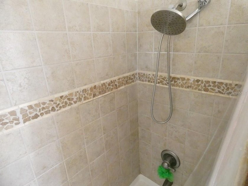 2 Bedrooms with 2 Full Bathrooms, Townhome located in Clearwater - photo 11