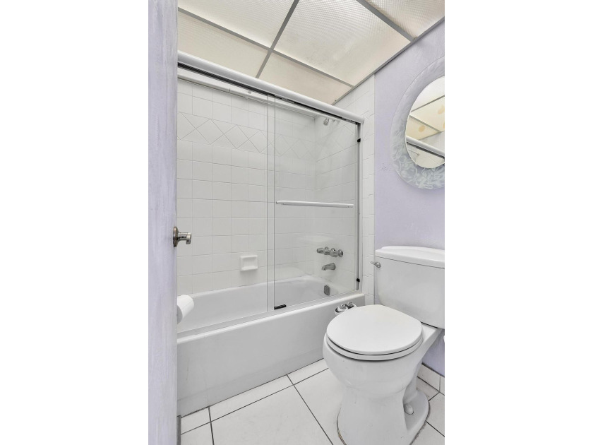 Enjoy life in this well-maintained 55+ community of Royal Park - photo 29