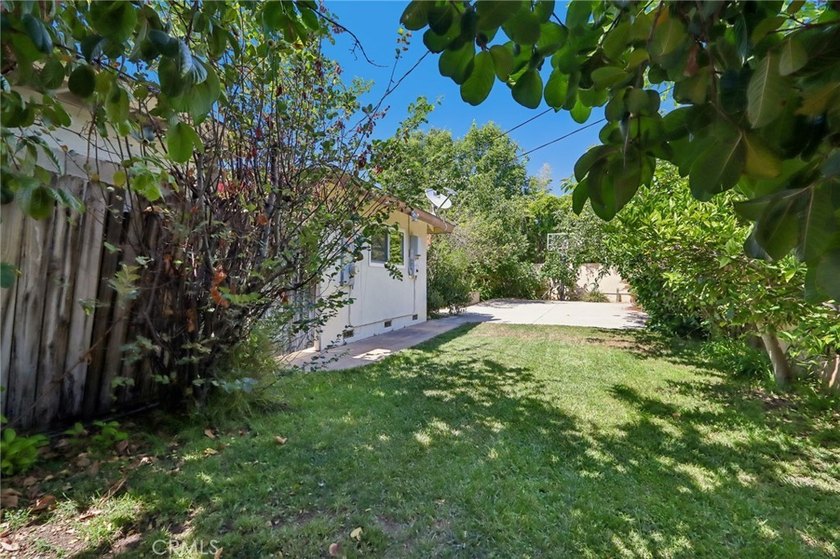 Welcome to 12312 Newport Avenue, a beautifully maintained - photo 35
