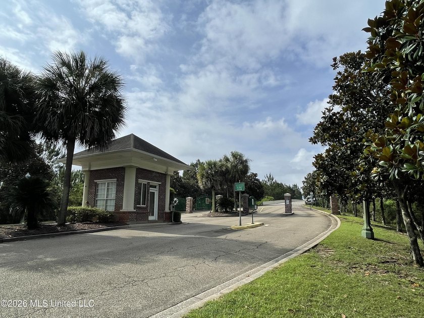Looking for a beautiful golf community? Well you have found it - photo 4