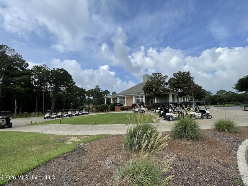 Looking for a beautiful golf community? Well you have found it - photo 5