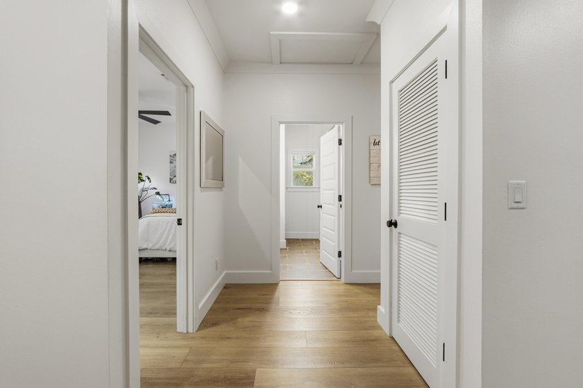 Welcome to Bear Creek, Freeport's premier gated community and - photo 13